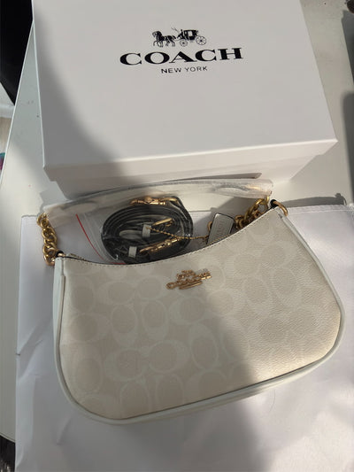 Customer review image